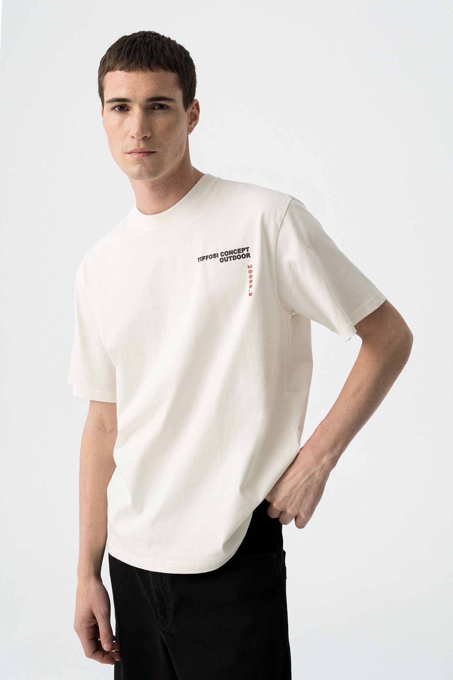 CAMISETA CALEB 101