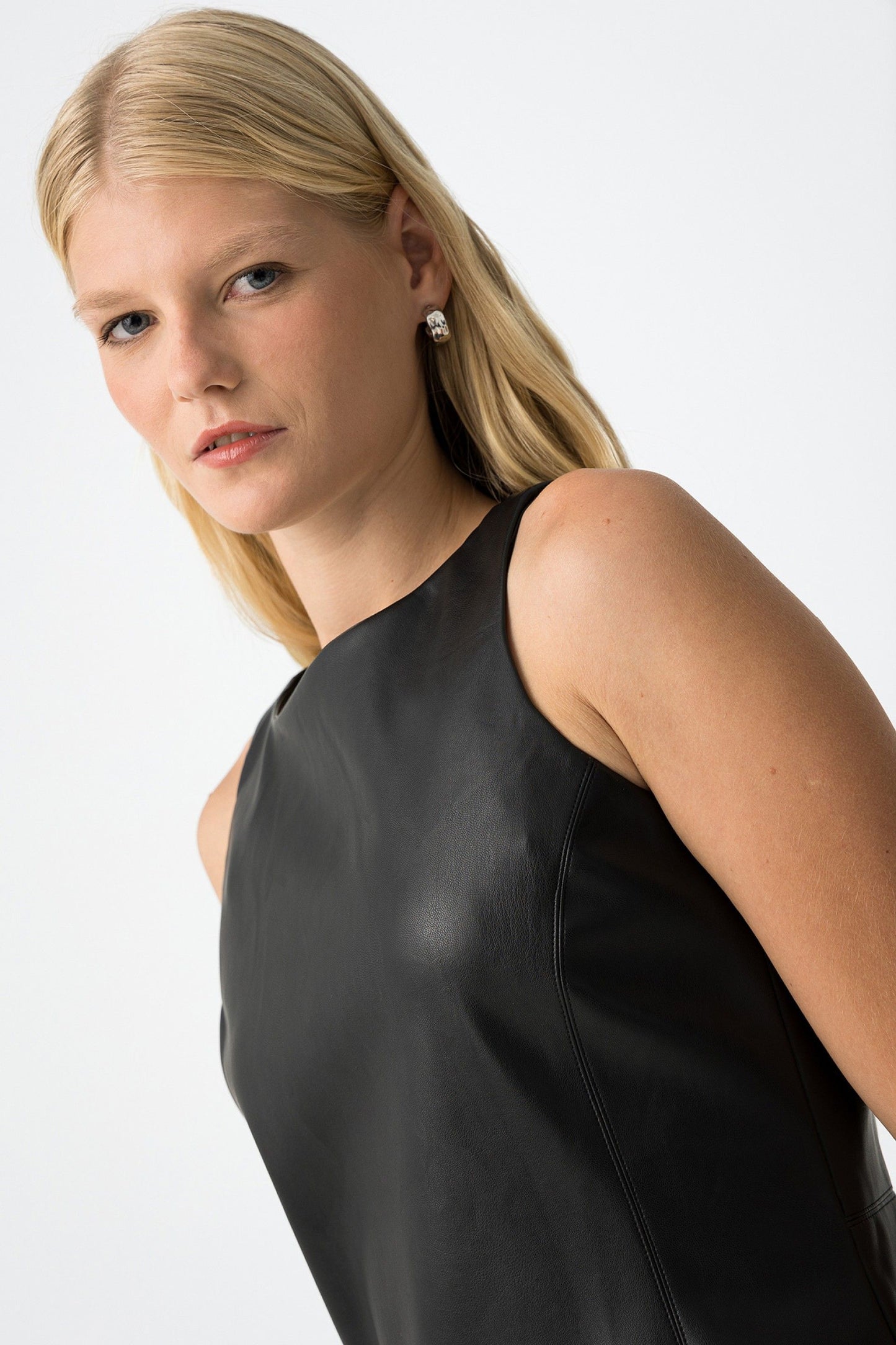 VESTIDO CLASSY