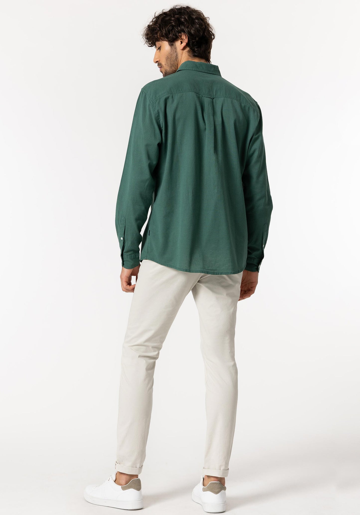 PANTALÓN CHINO