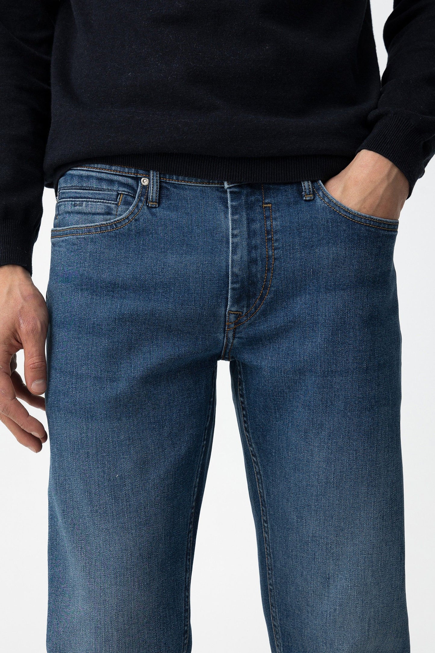 PANTALÓN LEO