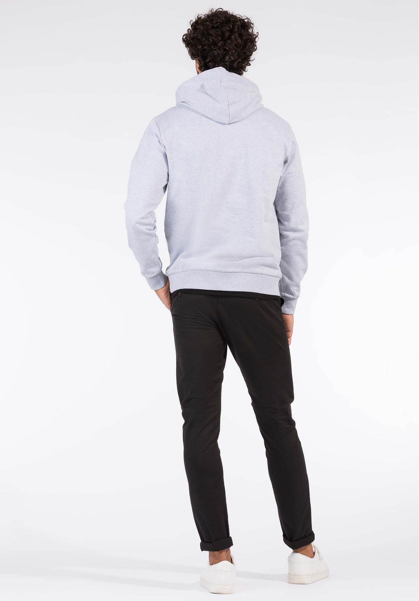 PANTALÓN CHINO