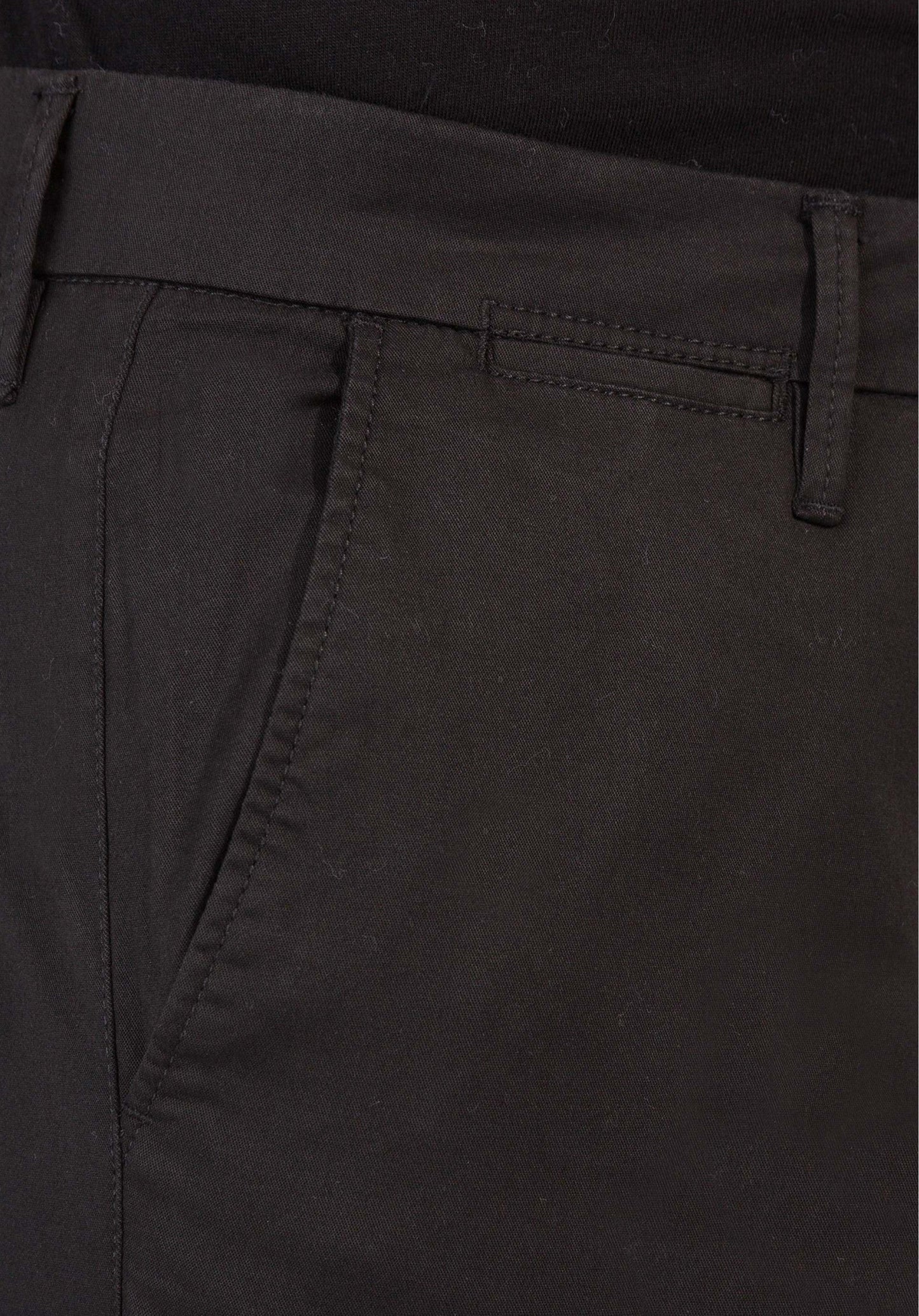 PANTALÓN CHINO