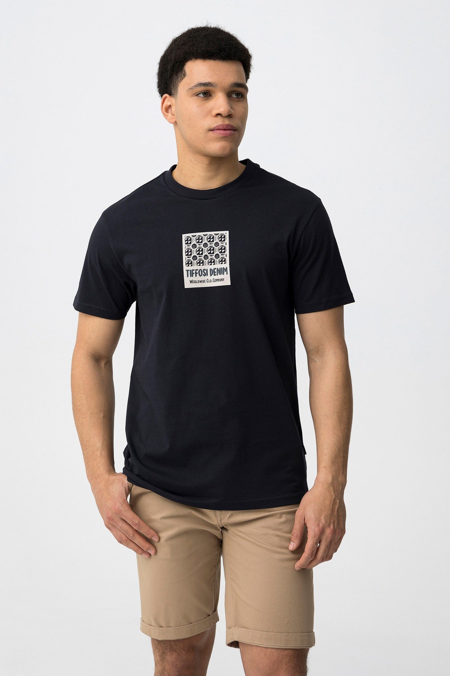 CAMISETA NIKOLAI