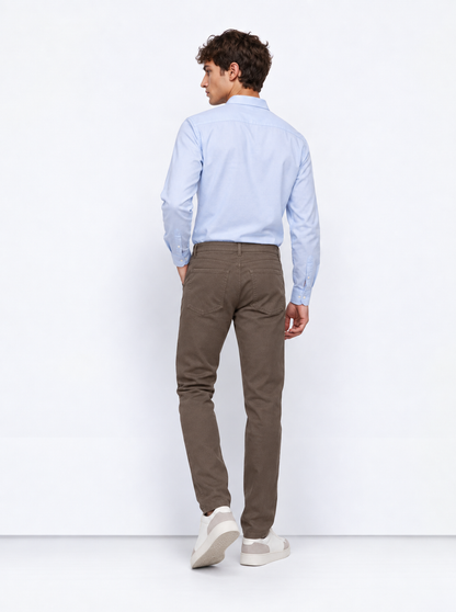 PANTALÓN CHINO